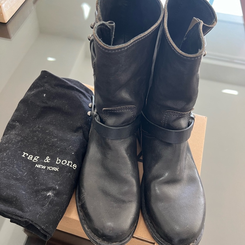 Rag and bone sz 37 round-toe, moto-inspired mid-calf boot. Genuine leather